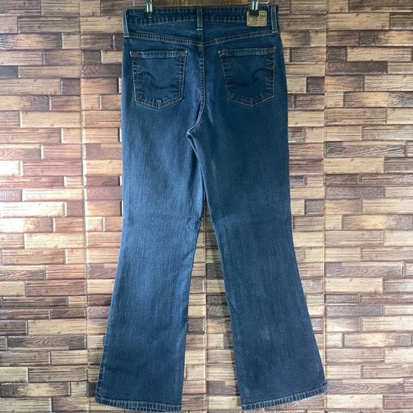 Womens 10x30 Signature Levi’s At Waist Bootcut Dark Wash Jeans - Picture 2 of 11